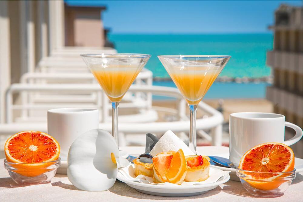 Mediterraneo Hotel & Suites Κατόλικα Εξωτερικό φωτογραφία