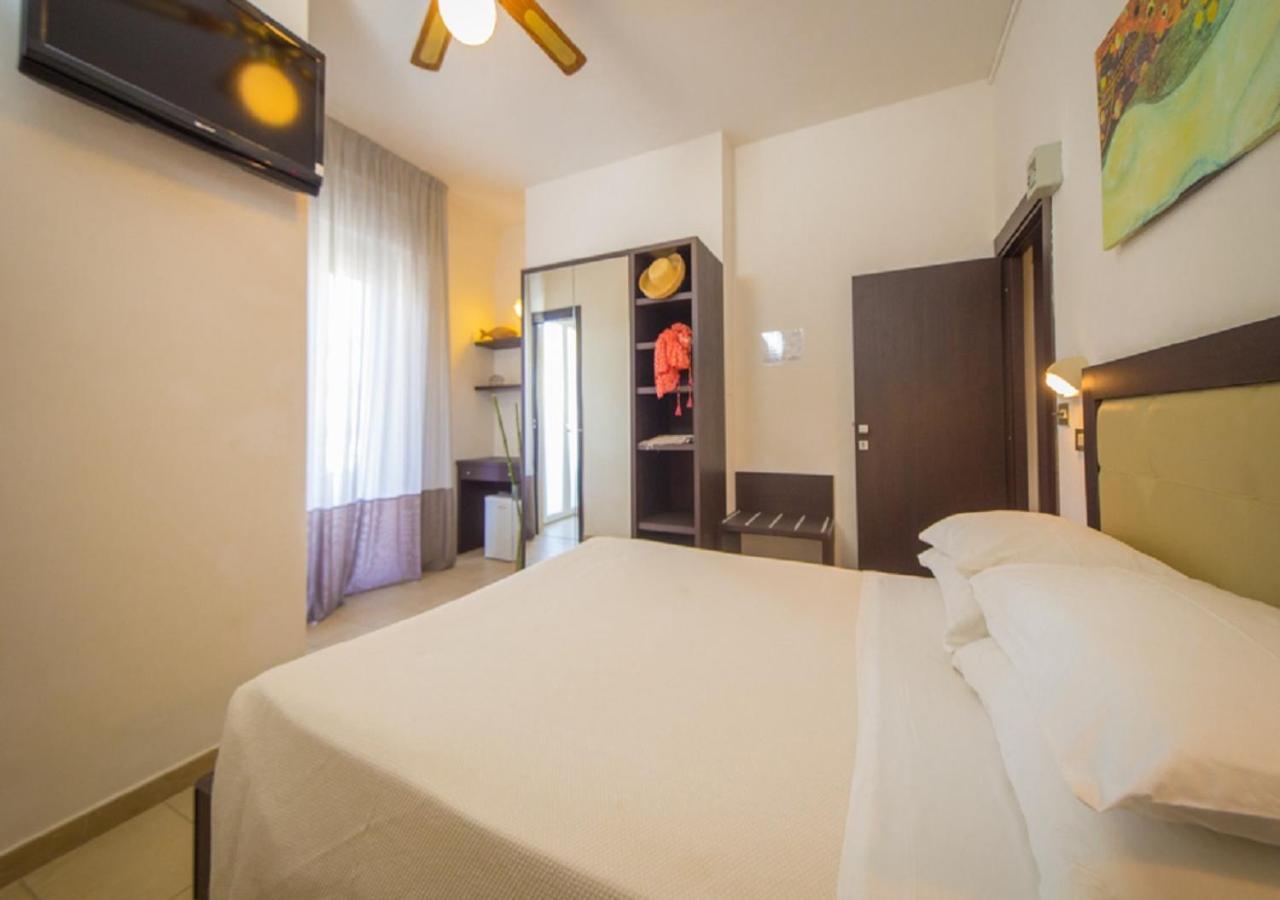 Mediterraneo Hotel & Suites Κατόλικα Εξωτερικό φωτογραφία