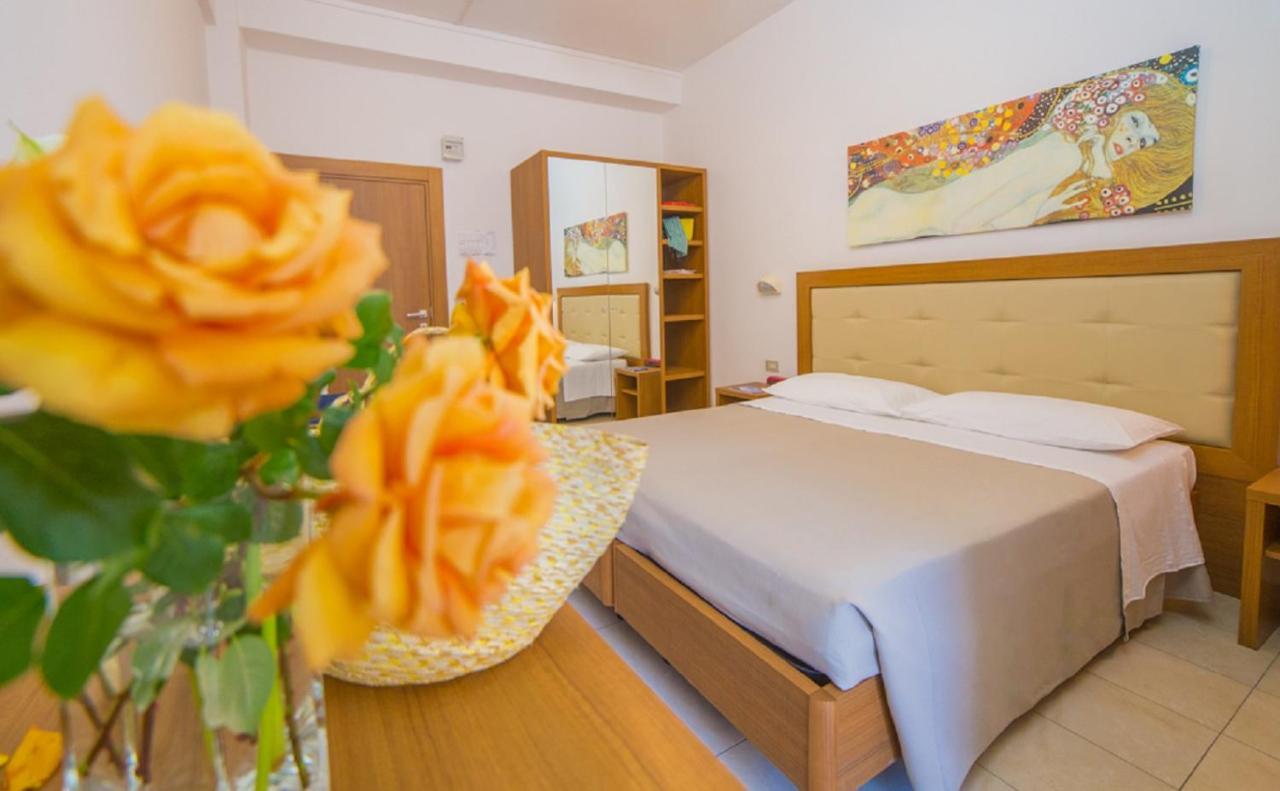 Mediterraneo Hotel & Suites Κατόλικα Εξωτερικό φωτογραφία