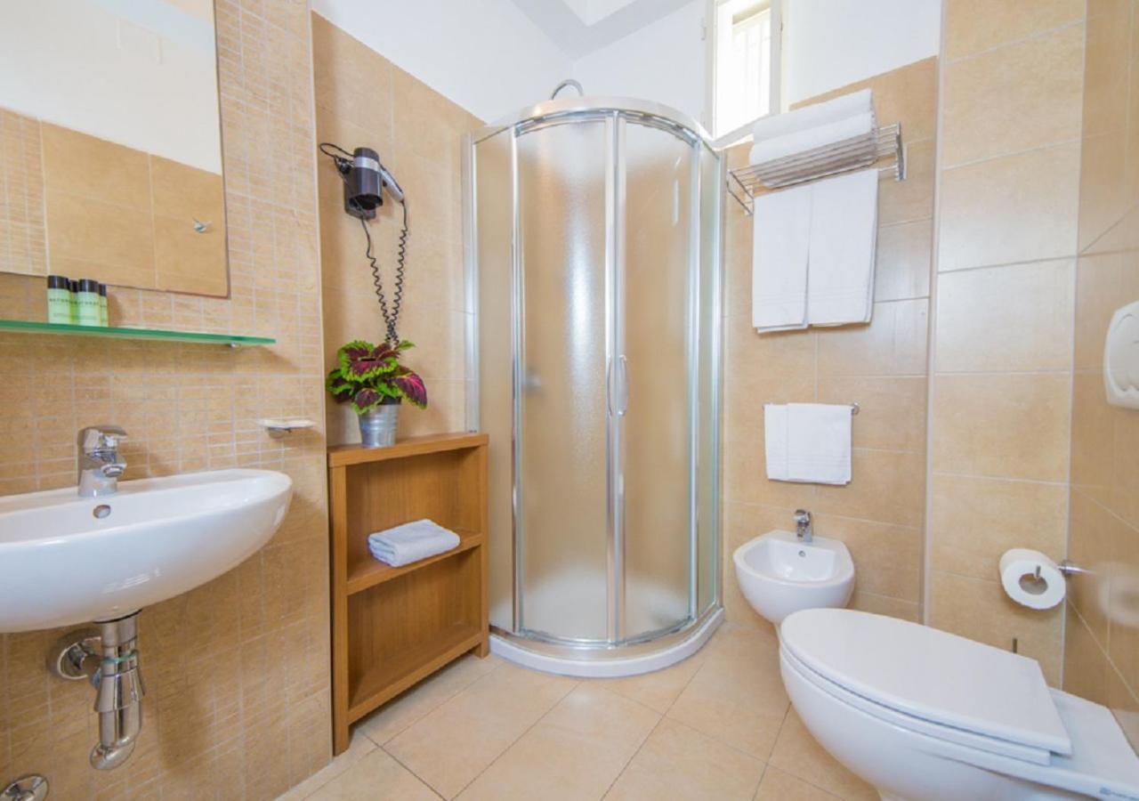 Mediterraneo Hotel & Suites Κατόλικα Εξωτερικό φωτογραφία